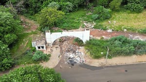 Prefeitura realiza mutirão de limpeza no Parque Rubem Cione