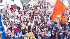 Professores municipais de SP decidem continuar greve