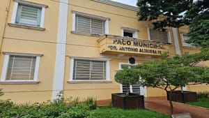 Serviços Municipais de Sertãozinho no Feriado do Dia do Trabalhador