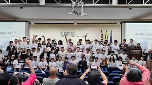 Alunos medalhistas da rede municipal são homenageados em cerimônia regional da OBMEP na UFSCar