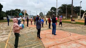 CRAS III e V participam de aula de Chi Kung na UNESP Jaboticabal