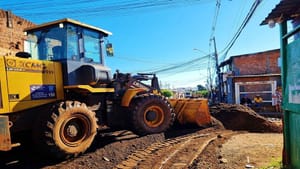 Prefeitura realiza manutenção emergencial no Jardim Jóquei Clube