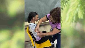 Projeto “Vacinação Extra Muro” imuniza alunos da escola Coronel Vaz