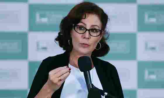 Turma do STF tem maioria para condenar Zambelli a 10 anos de prisão