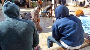 Assistência Social intensifica abordagens para acolhimento de pessoas em situação de rua durante o frio