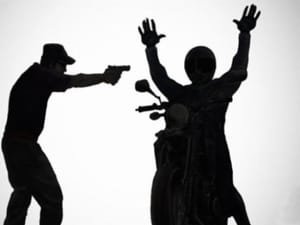 Entregador é assaltado à mão armada e tem moto roubada em bairro da zona Oeste de Ribeirão Preto