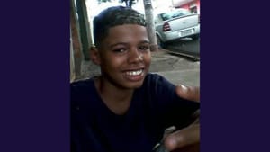 Jovem de 18 anos morre após agressão em confusão durante bloco em Ribeirão Preto