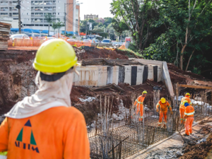 Obras em pontes no córrego Retiro Saudoso geram bloqueios temporários em ruas de Ribeirão Preto