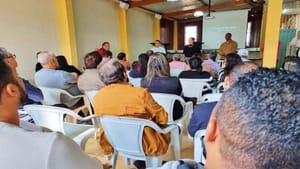 Prefeitura dialoga com comerciantes da Praça da Bicicleta