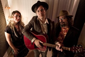 Tributo aos 50 anos de 'Fruto Proibido' agitou a Ribeirânia neste sábado