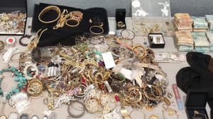 Quatro homens armados são presos após roubo milionário em residência de Jardinópolis