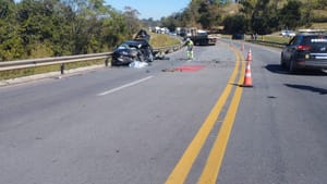 Ex-delegado de Ribeirão Preto morre em acidente na MG-050, em Divinópolis