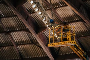 Ginásio da Cava do Bosque recebe iluminação renovada para os Jogos Regionais