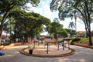 Praça Barão do Rio Branco em Bonfim Paulista é reinaugurada com fonte interativa e novo espaço de lazer