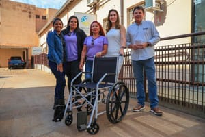 Projeto Gabi amplia atendimento com doação de cadeira de rodas em Ribeirão Preto