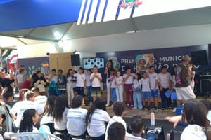 Ribeirão Preto retoma entrega de vales-livro para mais de 10 mil alunos na 24ª Feira do Livro