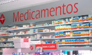 Pesquisa revela variação de até 20 vezes no preço de medicamentos em farmácias de São Paulo