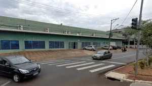 Ajudante morre após ser atingido por caminhão no almoxarifado da Secretaria de Saúde