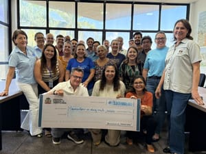 Jaboticabal entrega R$ 910 mil a 13 entidades que atendem crianças e adolescentes