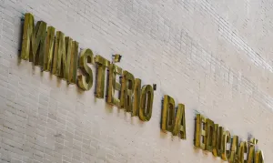 MEC disponibiliza curso online de 180 horas para formação de professores do ensino médio