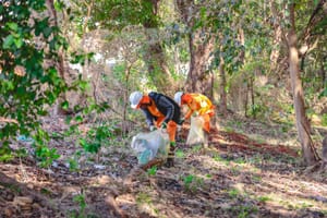 Mutirão de limpeza na Lagoa do Saibro em Ribeirão Preto