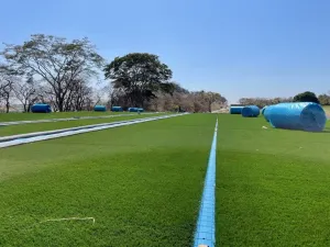 Novo CT do Botafogo em Ribeirão Preto começa a receber gramado sintético certificado pela Fifa