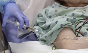 Pesquisa nacional revela falhas no ajuste de antibióticos em hospitais e alerta para risco de resistência