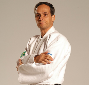 Ribeirão Preto recebe Grão Mestre Kobi Lichtenstein em evento que marca 35 anos do Krav Maga no Brasil