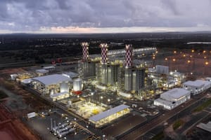 Aneel confirma bandeira vermelha 1 em outubro; cobrança será de R$ 4,463 a cada 100 kWh