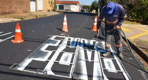 Mudanças no sentido de ruas do Parque do Horto em Franca entram em vigor após audiência com moradores