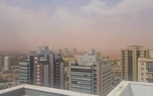 Ciclone extratropical provoca vento, céu alaranjado e incêndios em Ribeirão Preto