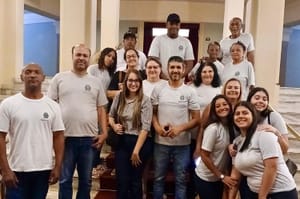 Rede municipal de EJA de Ribeirão Preto inicia ciclo cultural com oficinas e espetáculo no Theatro Pedro II
