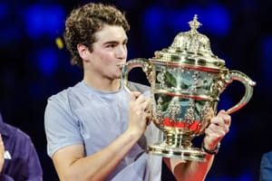 João Fonseca conquista ATP 500 de Basileia e entra no top 30; estreia hoje em Paris Masters