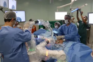 Hospital Unimed Ribeirão Preto celebra um ano da cirurgia robótica com mais de 200 procedimentos e primeiro caso pediátrico