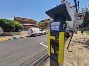 Motoristas reclamam de falhas em parquímetros do Centro de Ribeirão Preto e questionam autuações