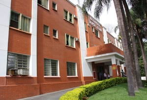 Fundação Hospital Santa Lydia abre 20 vagas com salários de até R$ 10,9 mil; inscrições vão até 19/11