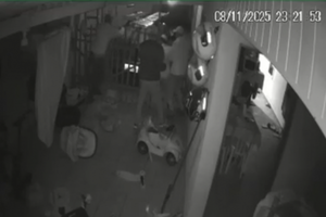 Trio é autuado após tentativa de furto em casa no City Petrópolis; polícia prende outros suspeitos durante buscas em Franca