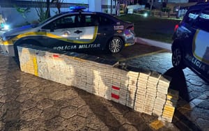 Polícia apreende 539 kg de cocaína escondidos em carga de extrato de tomate em Lençóis Paulista