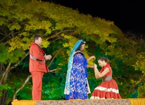 Praça Matriz recebe noite cultural com concerto natalino e peça teatral