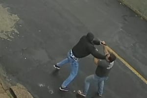 Morador reage a tentativa de assalto em Franca e derruba bandido que usava cueca como máscara