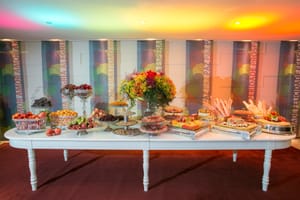 Stream Hotéis anuncia Réveillon com jantar do Black Tie e decoração prateada em Ribeirão Preto