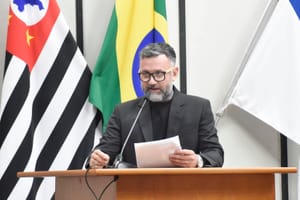 Vereador Junin Dêdê apresenta sobre poda e corte de árvores em Ribeirão Preto