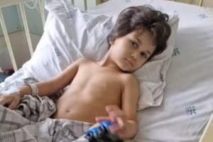 Criança de 4 anos passa por terceira cirurgia após queda de prédio em Ribeirão Preto