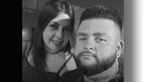 Capotamento de caminhonete deixa dois mortos e criança em estado grave na região