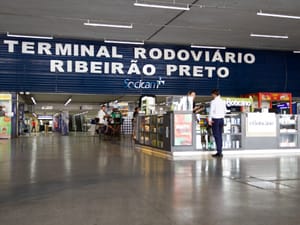 Rodoviária de Ribeirão Preto recebe ação gratuita de prevenção às ISTs nesta sexta
