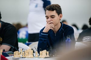 Biblioteca Sinhá Junqueira abre espaço permanente para xadrez e dama em Ribeirão Preto