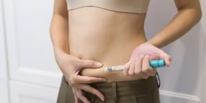 Plenário aprova urgência para projeto que pede quebra de patentes de 'canetas emagrecedoras' e Anvisa reforça alerta sobre riscos