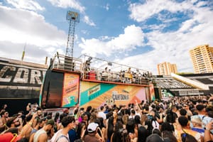 Bloco Califórnia reúne gerações e grandes nomes do axé, pagode e pop neste sábado em Ribeirão Preto