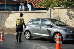 Carnaval altera trânsito em Ribeirão Preto neste fim de semana; motoristas devem evitar trechos próximos aos blocos
