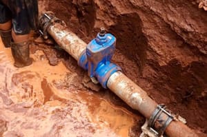 Ribeirão Preto instala registro no Ipiranga e avança em setorização do abastecimento